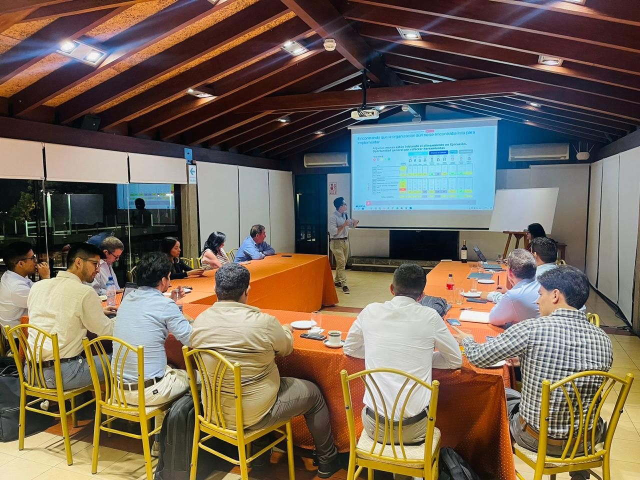 Kevin De la Zota — Taller Claude para Empresarios
